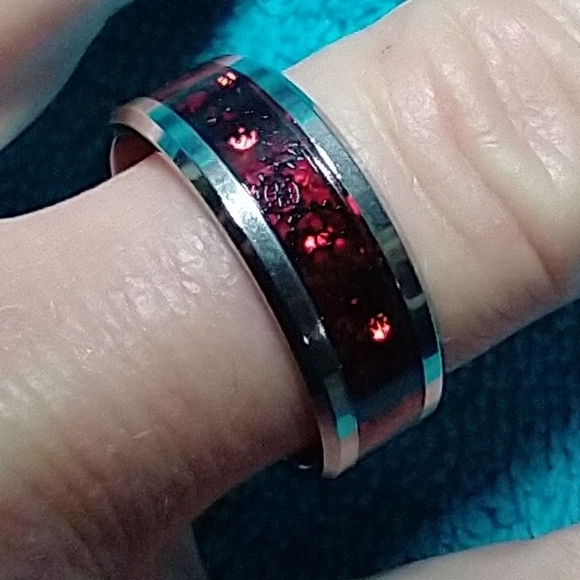 Silvertone red gear industrial band ring gothic - Picture 3 of 4